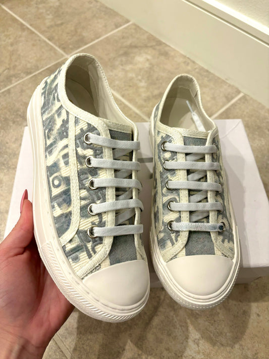 Grey Lows