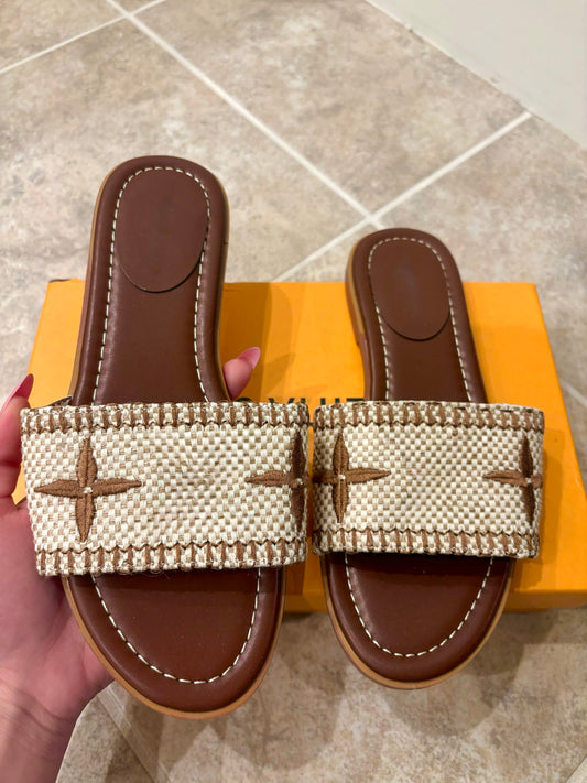 Brown Flats